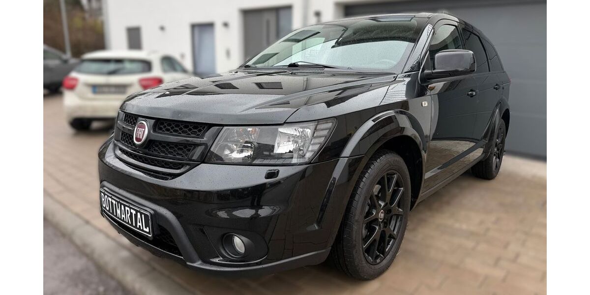 Fiat Freemont 125.000 km 13.999 &euro; Großbottwar 71723