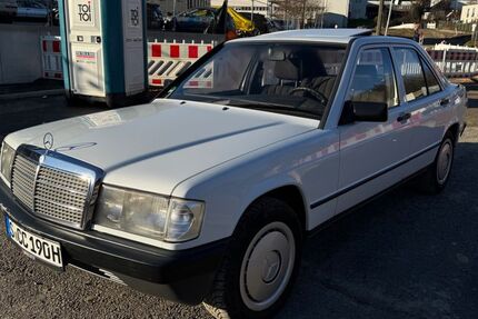 Mercedes-Benz 190 161.000 km 7.999 &euro; Stuttgart 70376