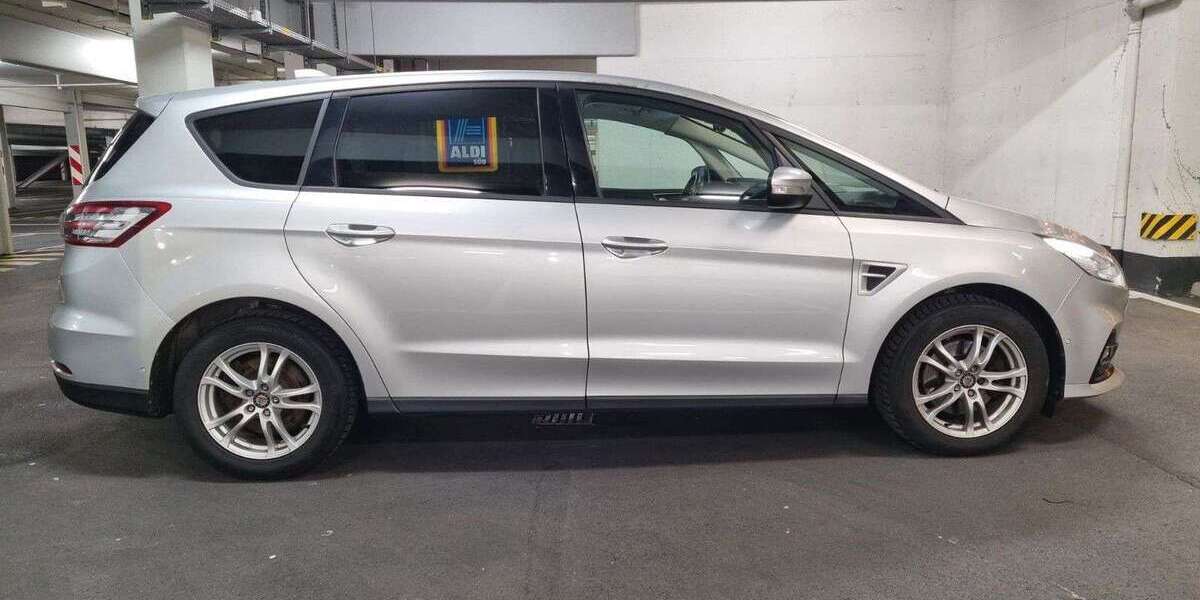 Ford S-Max 191.000 km 13.990 &euro; Esslingen am Neckar 73733