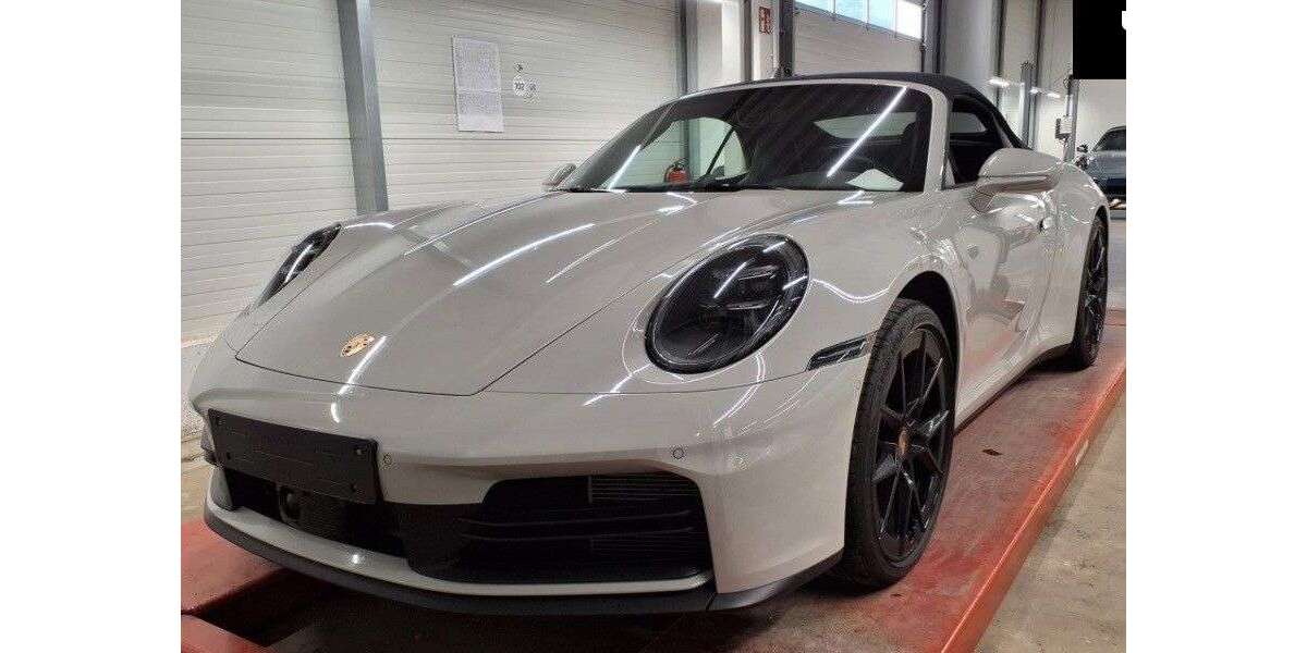 Porsche 992 13.850 km 139.790 € Stuttgart 70499