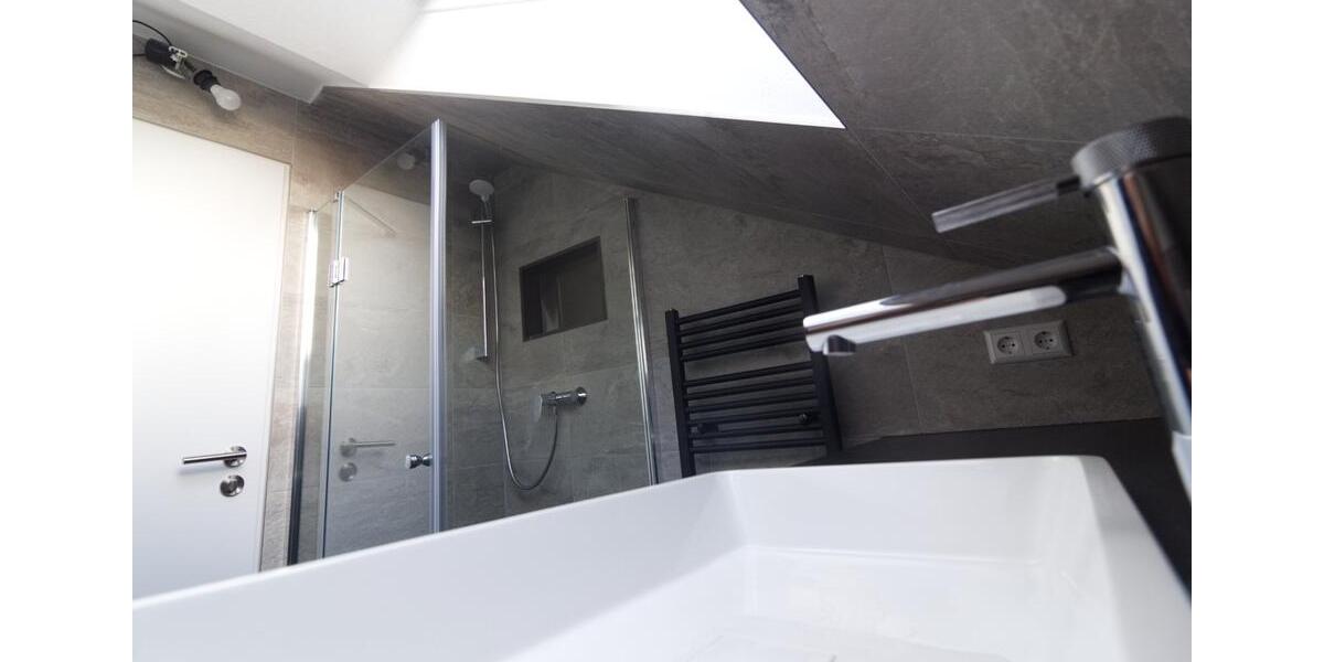 Dachgeschoßwohnung Waiblingen Beinstein - 3 Zimmer, 51 m&sup2;, 800&euro; | Angebot:25403634