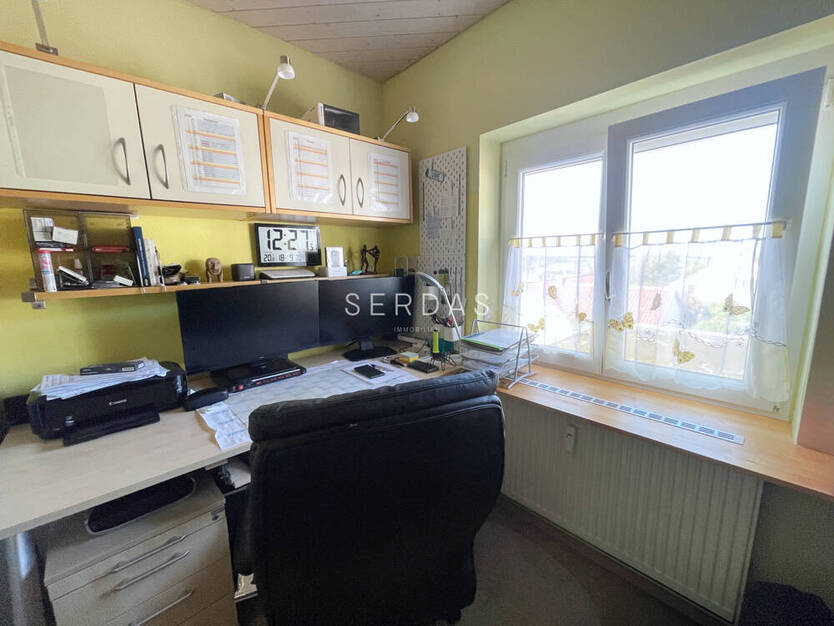 3-Zimmer-Wohnung mit Balkon, Gartenanteil und Fernblick in Reutlingen-Gönningen