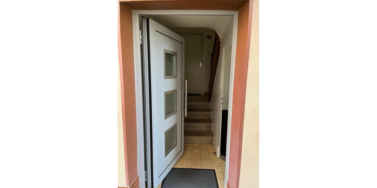 Mehrfamilienhaus, Wohnhaus Ludwigsburg Pflugfelden - 9 Zimmer, 208 m&sup2;, 675.000&euro; | Angebot:26940588
