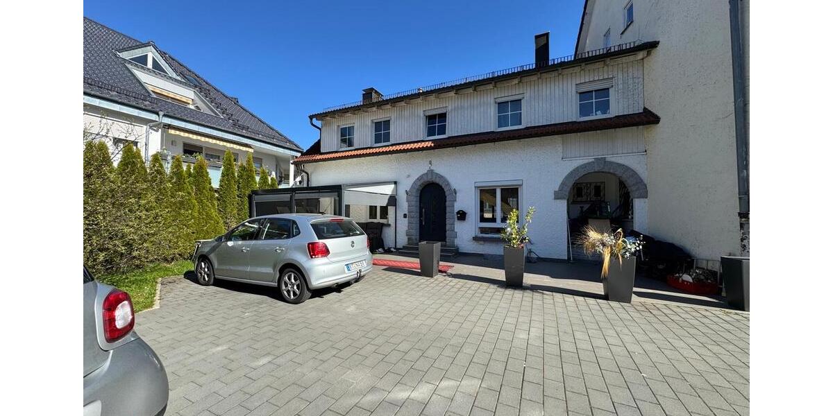 Doppelhaushälfte Ostfildern - 6 Zimmer, 147 m&sup2;, 2.790&euro; | Angebot:26122487