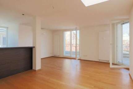 Wohnung zum Mieten in Stuttgart 1.760 € 77.64 m²