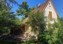 Verwunschenes Haus auf Traumgrundstück zu verkaufen
