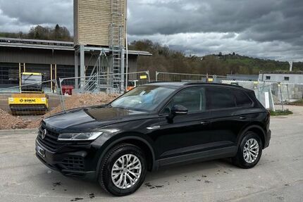 VW Touareg 92.000 km 35.299 &euro; Berglen 73663
