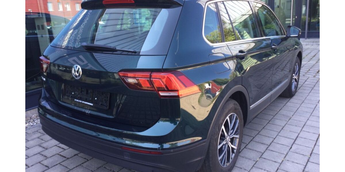 VW Tiguan 116.400 km 13.300 &euro; Metzingen 72555