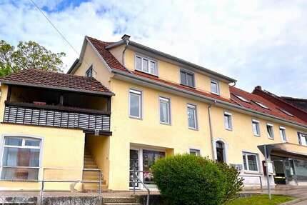 Haus zum Kaufen in Sachsenheim 490.000 € 389 m²