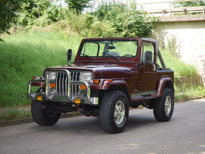 Jeep Wrangler 39.000 km 28.950 € Fellbach 70736
