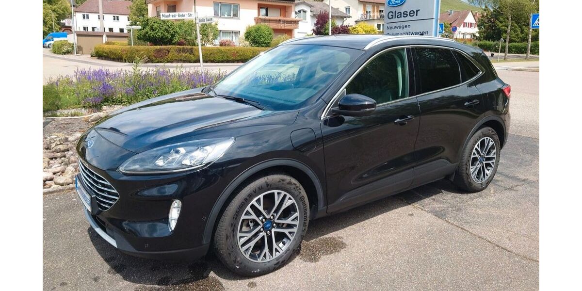 Ford Kuga 77.500 km 21.490 &euro; Illingen - Schützingen 75428