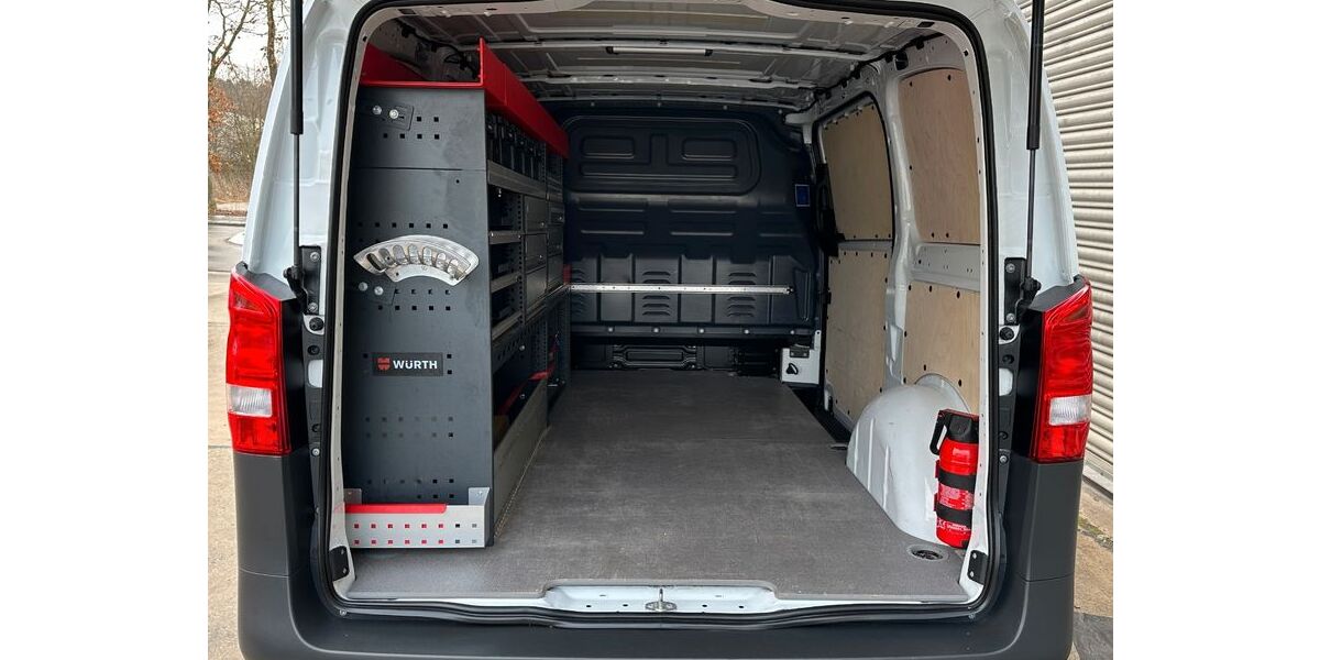 Mercedes-Benz Vito 32.216 km 26.500 &euro; Sindelfingen 71065
