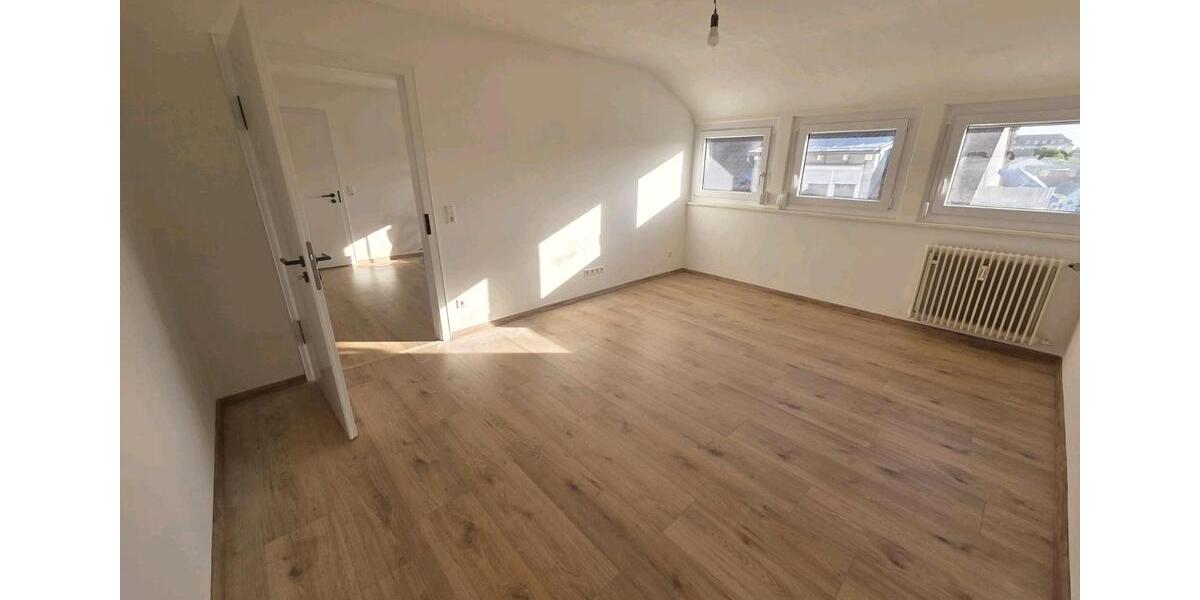 Etagenwohnung Esslingen am Neckar Hegensberg - 2 Zimmer, 48 m&sup2;, 890&euro; | Angebot:26516801