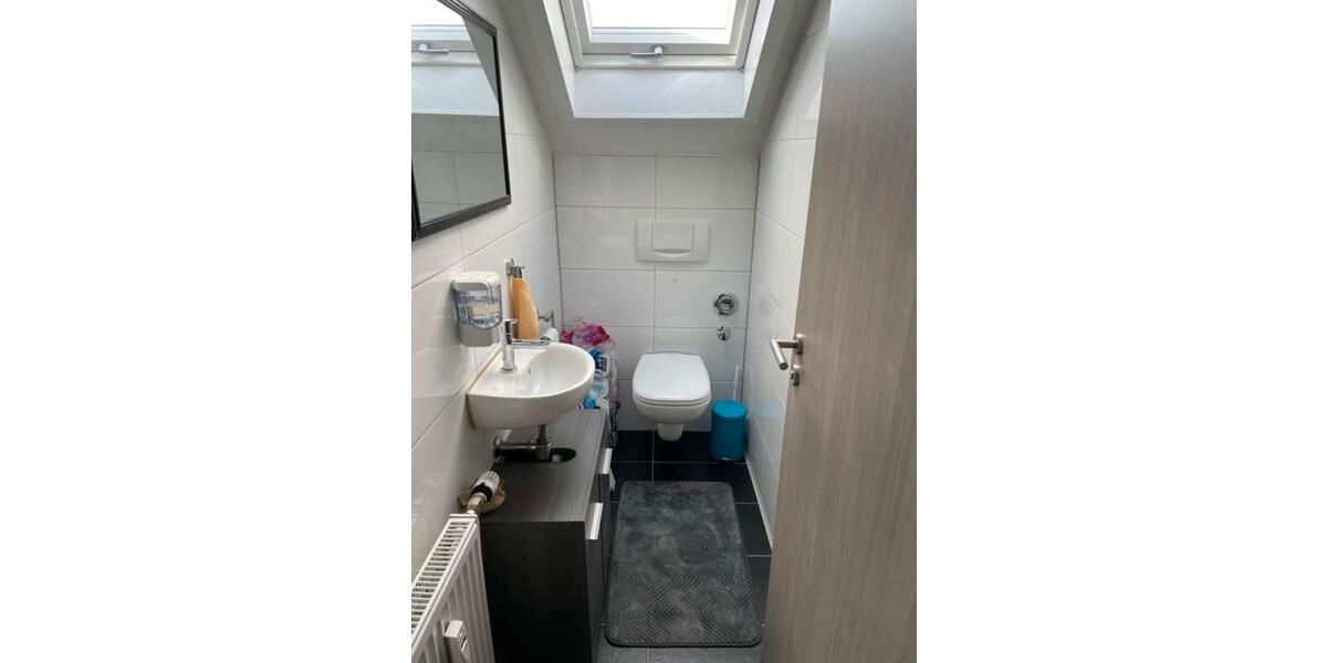 Dachgeschoßwohnung Filderstadt - 4.5 Zimmer, 90 m&sup2;, 349.000&euro; | Angebot:26890535