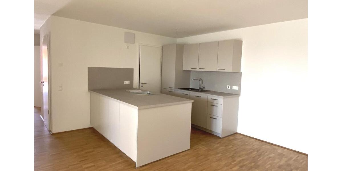 Erdgeschoßwohnung Leonberg - 4 Zimmer, 105 m&sup2;, 1.783&euro; | Angebot:23644751