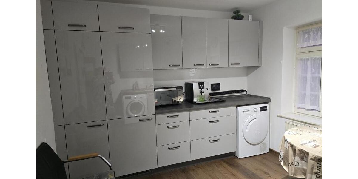 Erdgeschoßwohnung Stuttgart Bad Cannstatt - 7 Zimmer, 160 m&sup2;, 550.000&euro; | Angebot:27256457