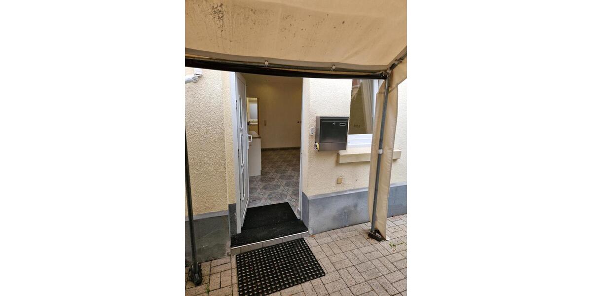 Erdgeschoßwohnung Weinstadt - 1 Zimmer, 30 m&sup2;, 690&euro; | Angebot:26256410