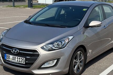 Hyundai i30 107.452 km 9.300 € Böblingen 71302