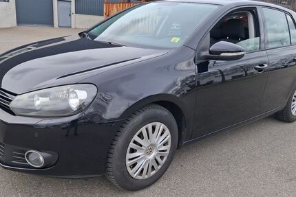 VW Golf 101.000 km 6.900 &euro; Kernen i. r 71394
