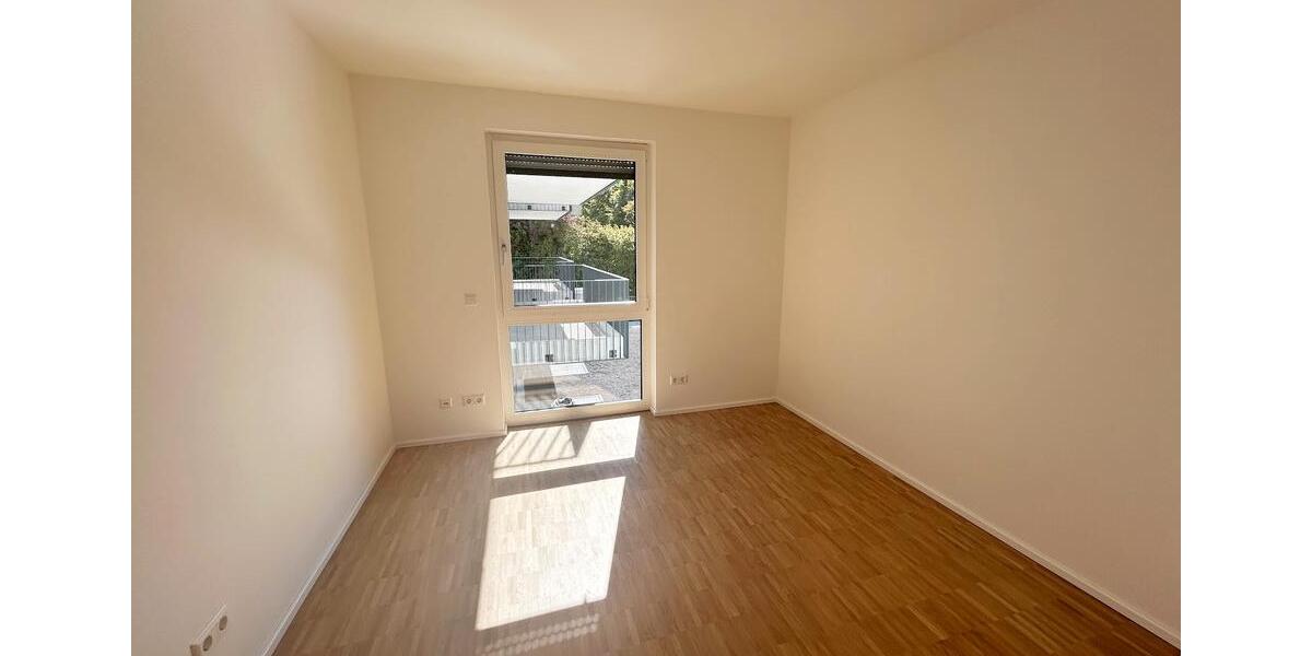 Terrassenwohnung Stuttgart Luginsland - 4 Zimmer, 100 m&sup2;, 1.650&euro; | Angebot:26263040