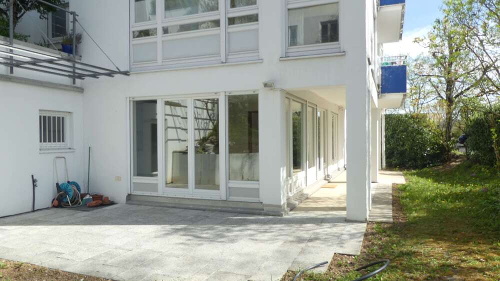Wohnung zum Mieten in Stuttgart 1.720 € 111 m² 4 zimmer