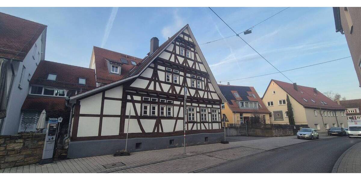 Einfamilienhaus Stuttgart Plieningen - 7 Zimmer, 161 m&sup2;, 397.000&euro; | Angebot:26093580