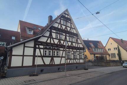 Haus Stuttgart Plieningen - 7 Zimmer, 161 m&sup2;, 397.000&euro; | Angebot:26093580