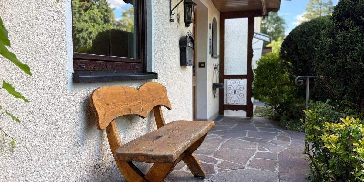 Reihenendhaus Reutlingen Orschel-Hagen - 4 Zimmer, 92 m&sup2;, 372.000&euro; | Angebot:25250695