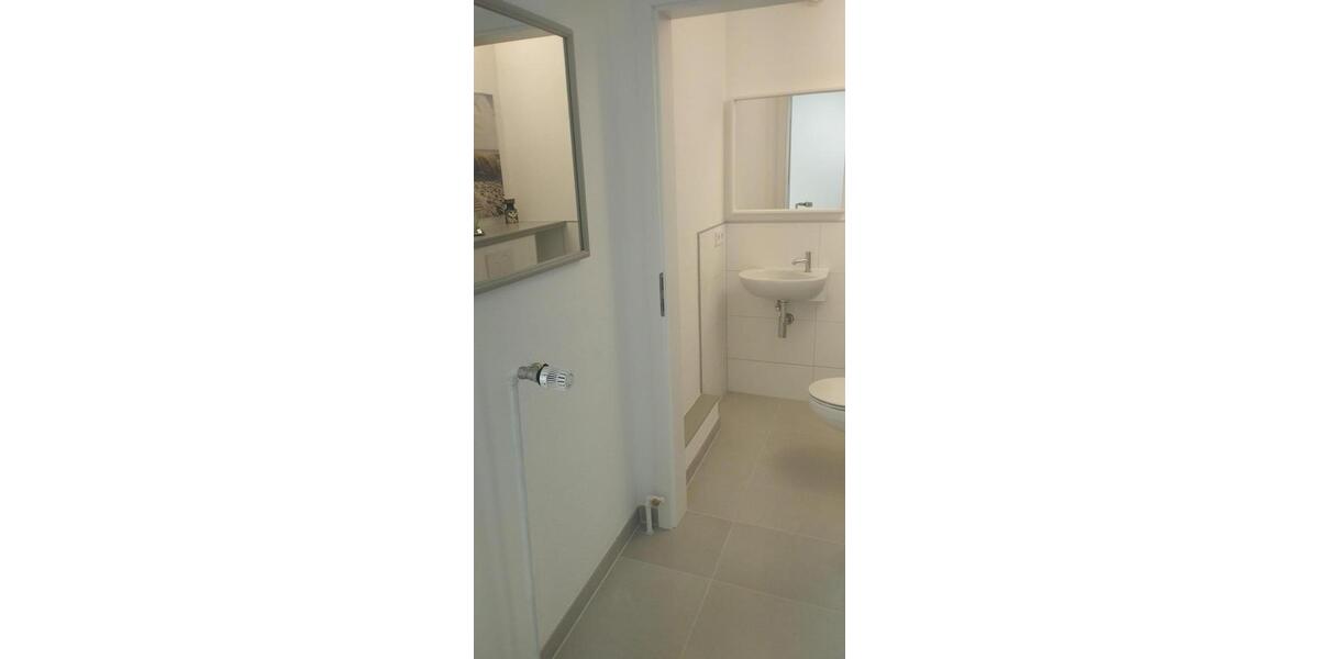 ohne Makler - Erstbezug nach Sanierung - helle, großzügige 2.5 Zi-Whg mit 70m² Dachterrasse 2.5 zimmer