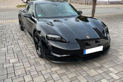 Porsche Taycan 118.000 km 61.000 &euro; Leonberg 71229