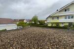 Gepflegtes Einfamilienhaus mit überdachter Terrasse und Garten