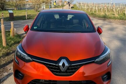 Renault Clio 69.000 km 13.600 &euro; Stuttgart 70435