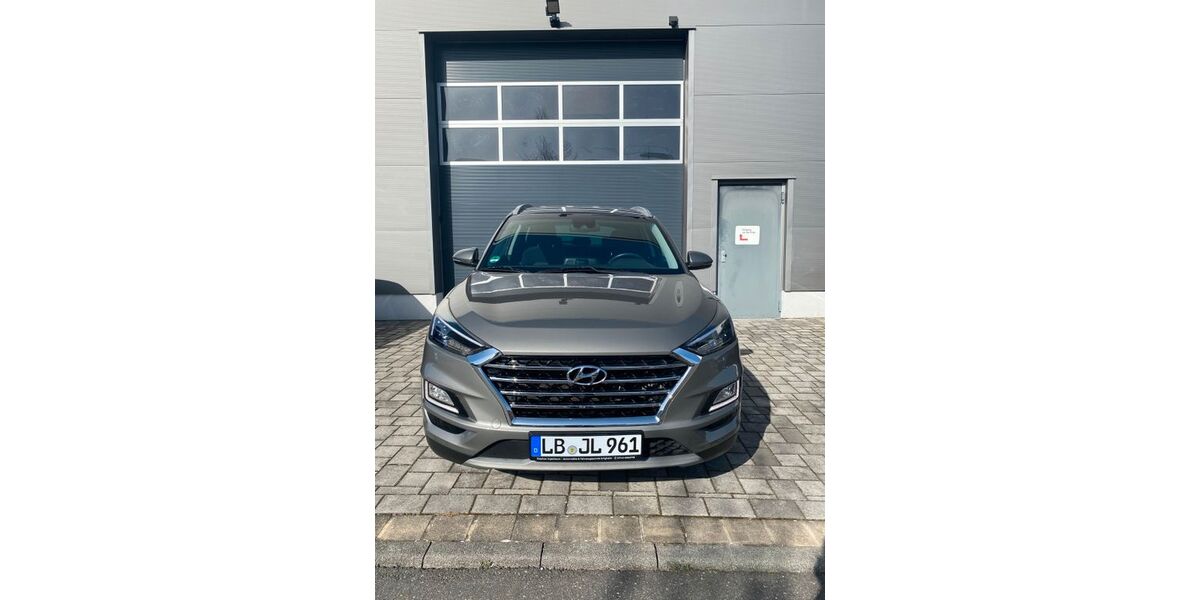 Hyundai TUCSON 85.500 km 21.100 &euro; Erligheim 74391