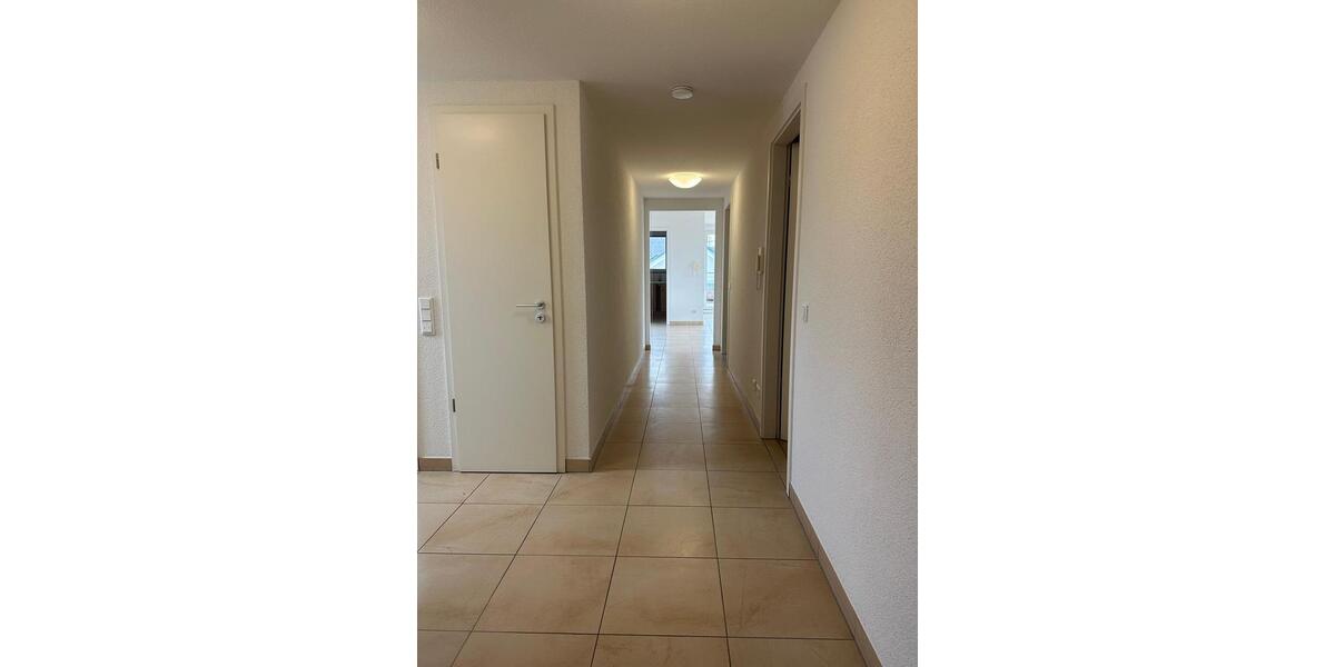 Einfamilienhaus Nürtingen - 4 Zimmer, 115 m&sup2;, 1.400&euro; | Angebot:25307038