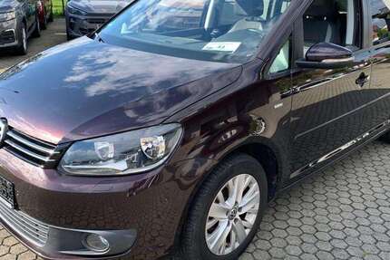 VW Touran 150.000 km 11.995 € Kirchheim/Teck-Nabern 73230