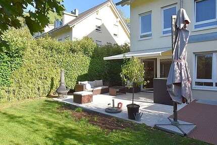 Haus Stuttgart Birkach - 6.5 Zimmer, 186 m&sup2;, 3.890&euro; | Angebot:27418638