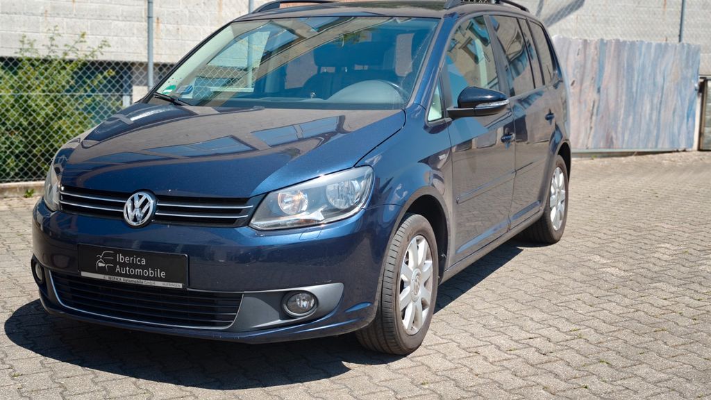 VW Touran 198.000 km 6.490 &euro; Nufringen 71154