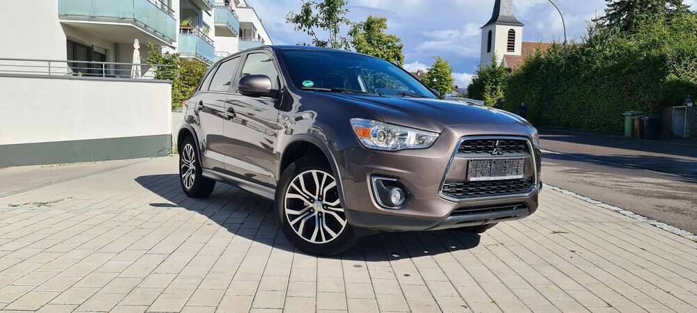 Mitsubishi ASX 115.000 km 10.250 € Stuttgart 70435