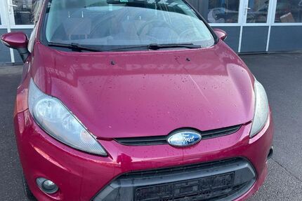 Ford Fiesta 200.300 km 3.450 &euro; Kohlberg 72664