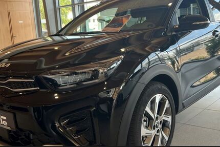 Kia Stonic 2.000 km 25.990 € Schorndorf 73614