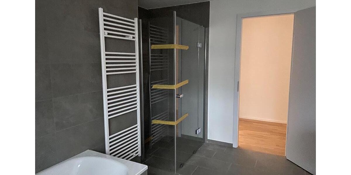Etagenwohnung Weinstadt - 2.5 Zimmer, 88 m&sup2;, 1.495&euro; | Angebot:26514906
