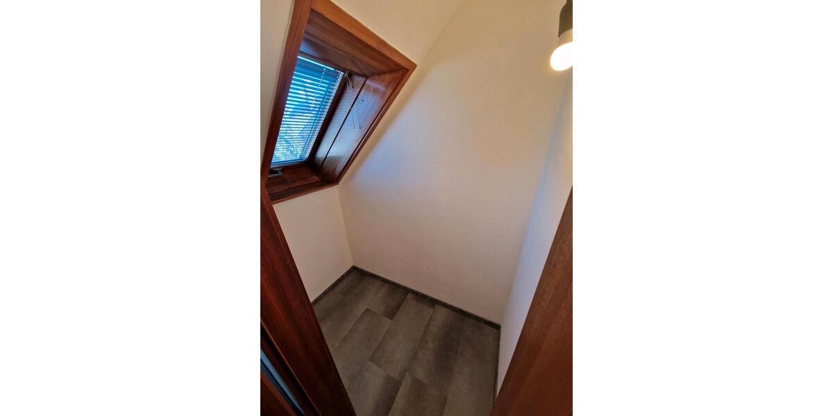 Maisonettenwohnung Fellbach - 4.5 Zimmer, 111 m&sup2;, 1.899&euro; | Angebot:26323354