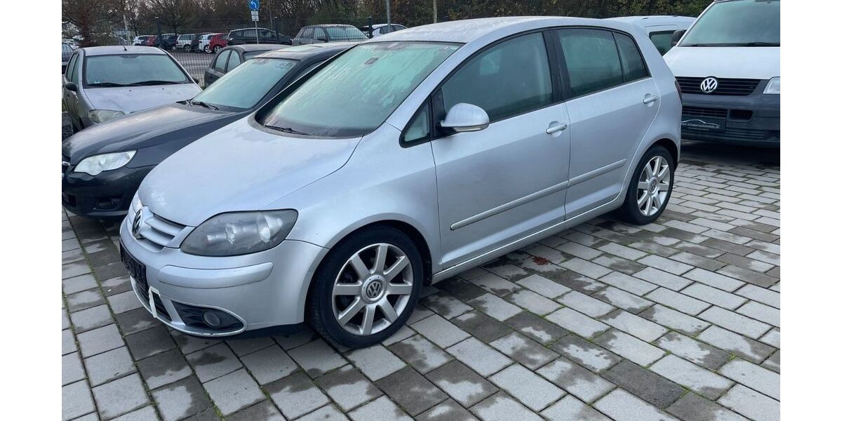 VW Golf 111.000 km 5.999 € Urbach (30km östlich von Stuttgart) 73660