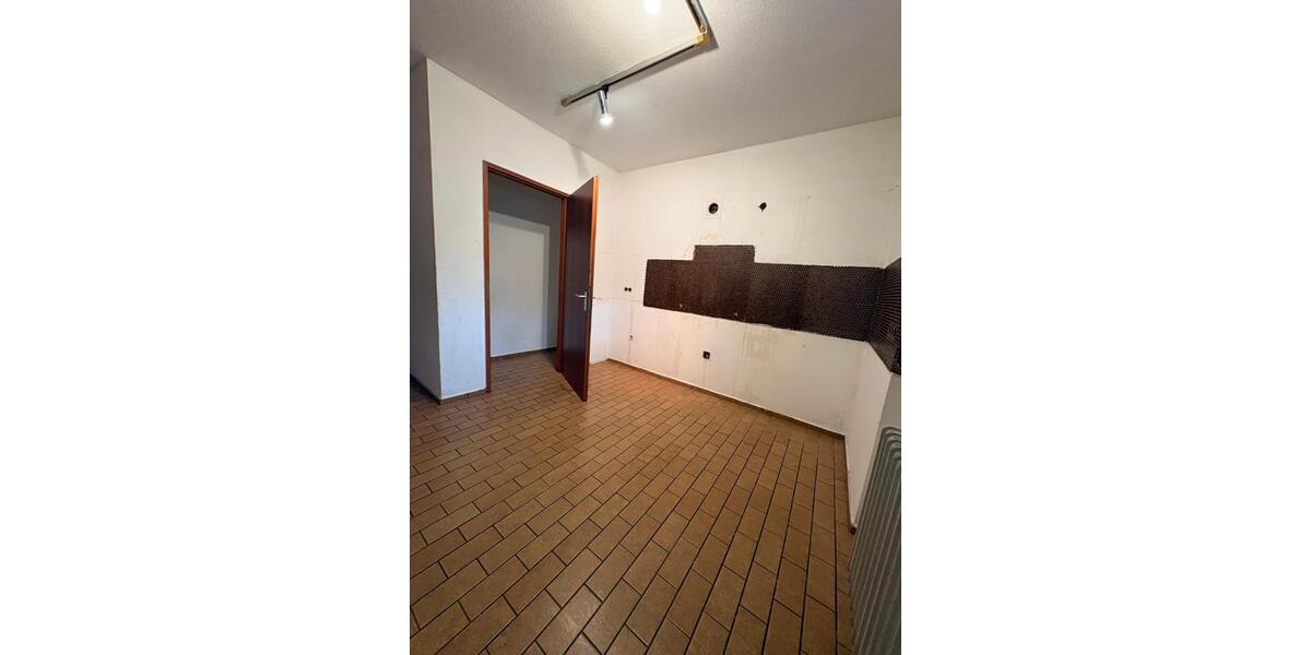 Etagenwohnung Köngen - 4.5 Zimmer, 120 m&sup2;, 390.000&euro; | Angebot:27077221
