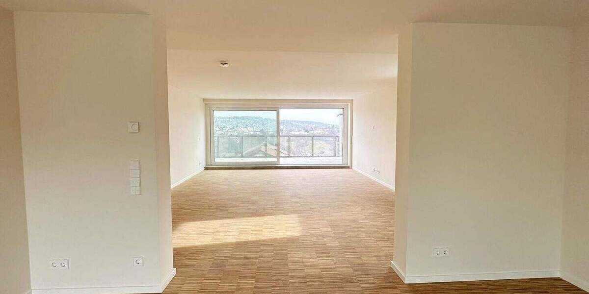 Einfamilienhaus Esslingen am Neckar Sulzgries - 6 Zimmer, 260 m&sup2;, 3.420&euro; | Angebot:24876305
