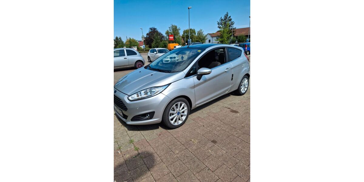 Ford Fiesta 35.000 km 6.350 &euro; Filderstadt 70794