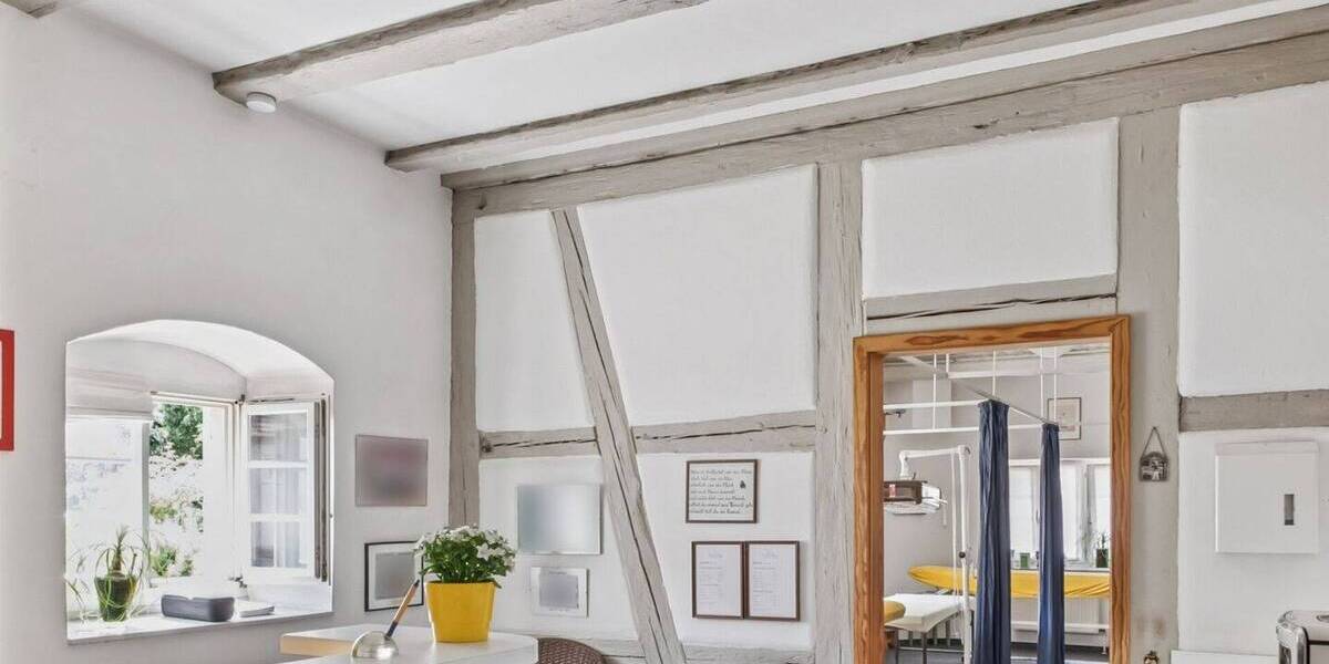 Etagenwohnung Ludwigsburg Oßweil - 3 Zimmer, 100 m&sup2;, 299.000&euro; | Angebot:25777881