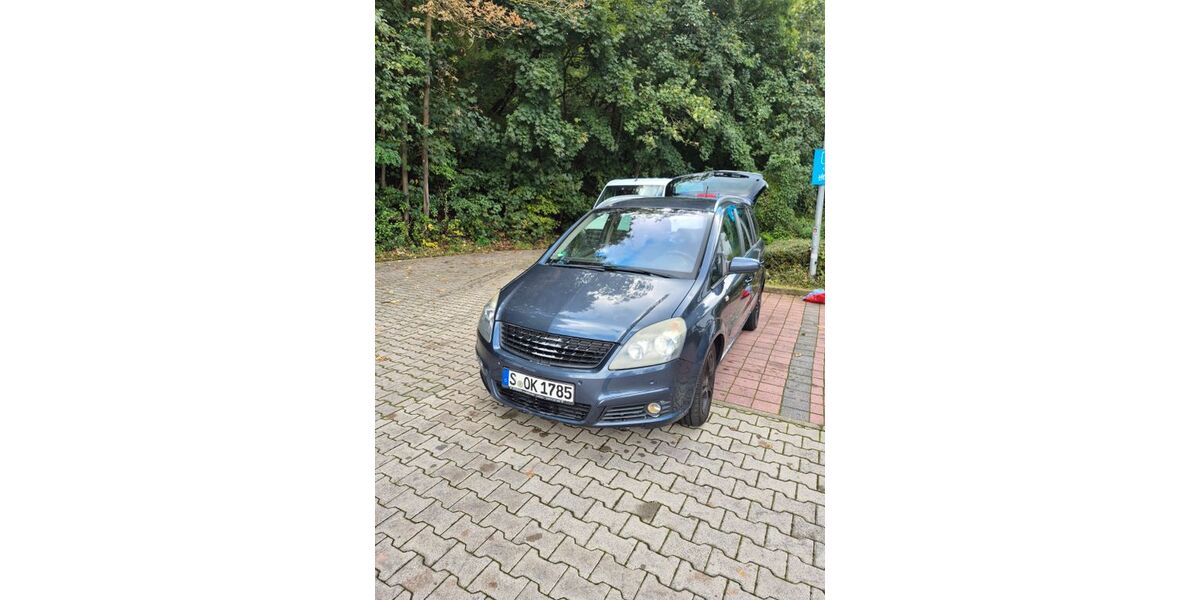 Opel Zafira 200.000 km 700 &euro; Stuttgart 70569