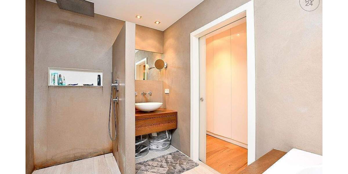 Etagenwohnung Stuttgart Ost - 2 Zimmer, 63 m&sup2;, 1.590&euro; | Angebot:25249500