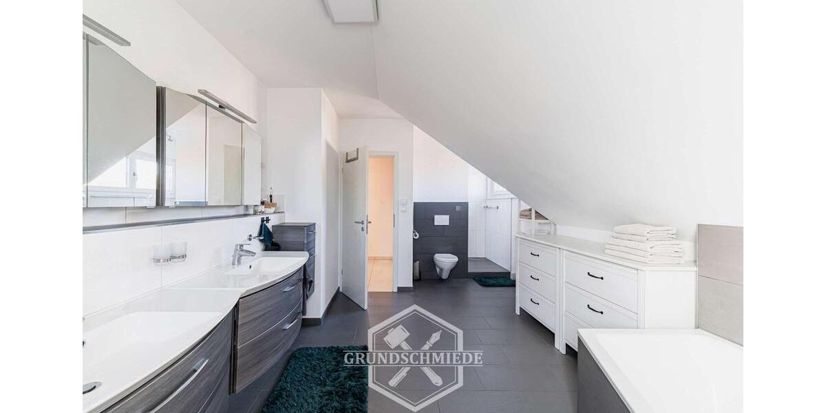 Maisonettenwohnung Neuffen - 5 Zimmer, 183 m&sup2;, 1.900&euro; | Angebot:26443759